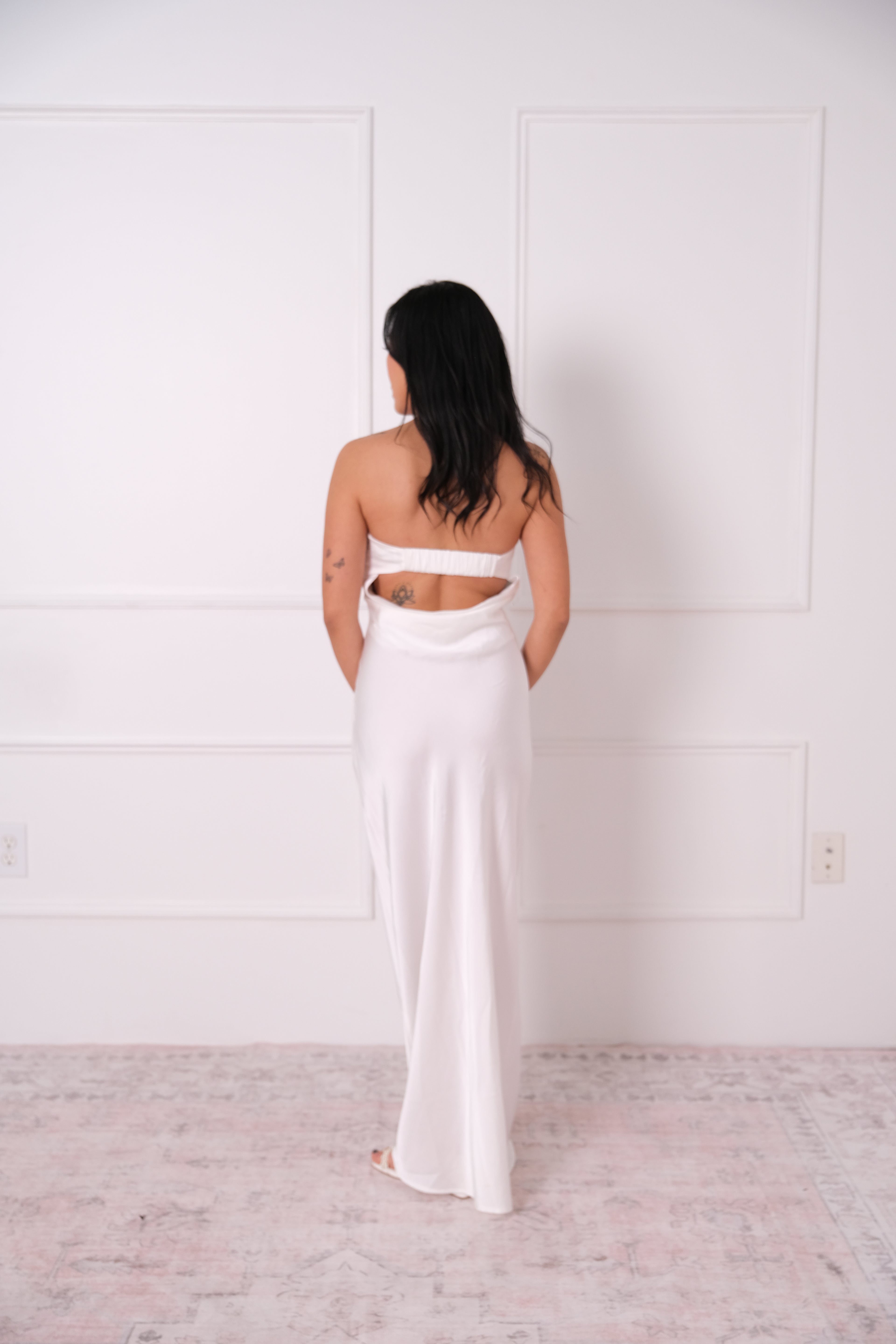 The Simple Strapless Gown