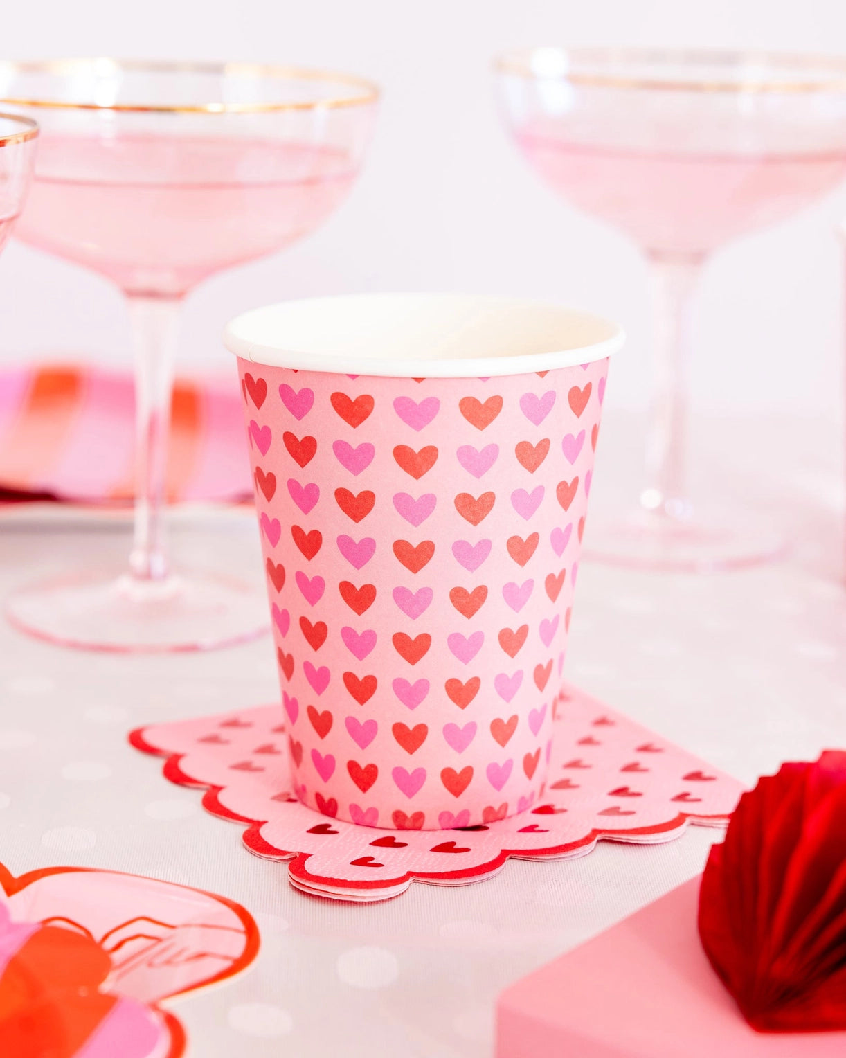 Metallic scalloped hearts cocktail napkin