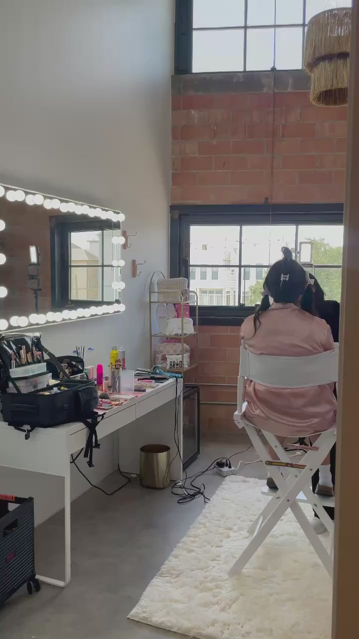 The vanity room